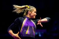 Dunne performs her floor routine against the Auburn Tigers. (Image source: Gawby)
